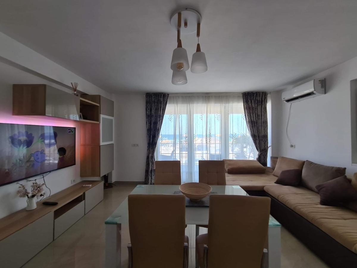 Briza Pe Promenada Daire Navodari Dış mekan fotoğraf