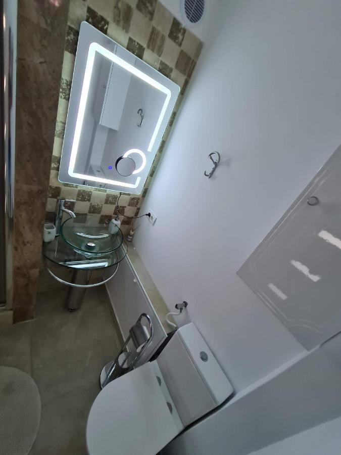 Briza Pe Promenada Daire Navodari Dış mekan fotoğraf