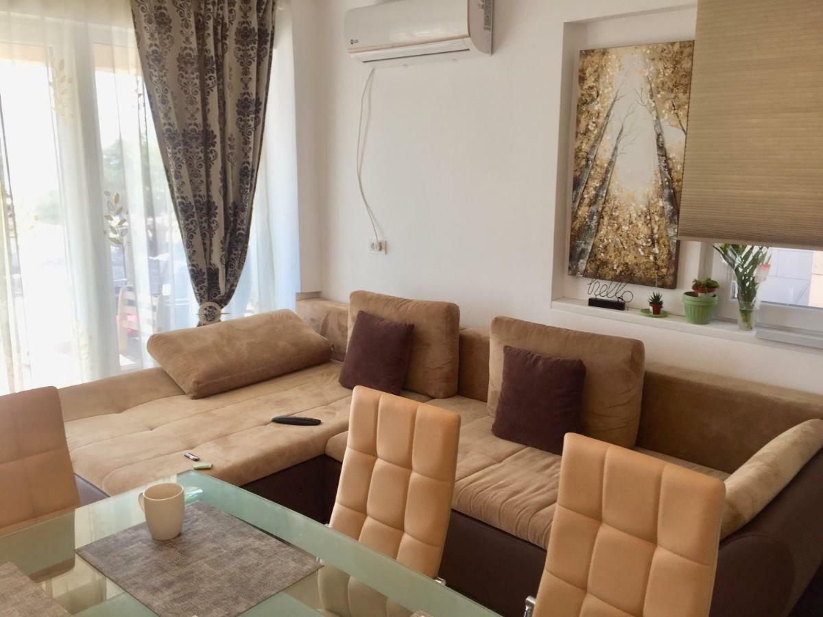 Briza Pe Promenada Daire Navodari Dış mekan fotoğraf